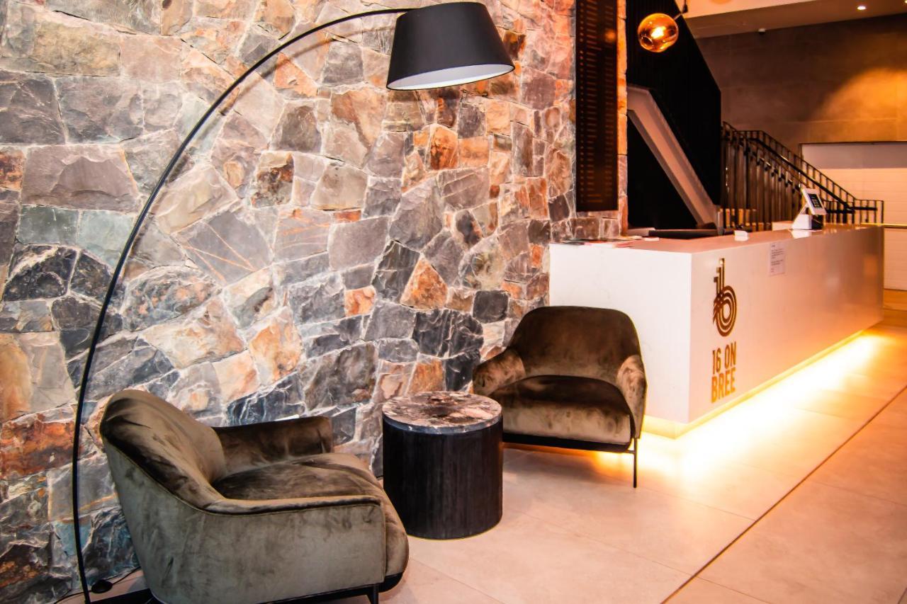 16 On Bree Luxury Studio Apartment With City Mountain Sea Views Cidade Do Cabo Exterior foto