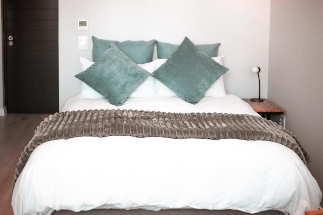 16 On Bree Luxury Studio Apartment With City Mountain Sea Views Cidade Do Cabo Exterior foto