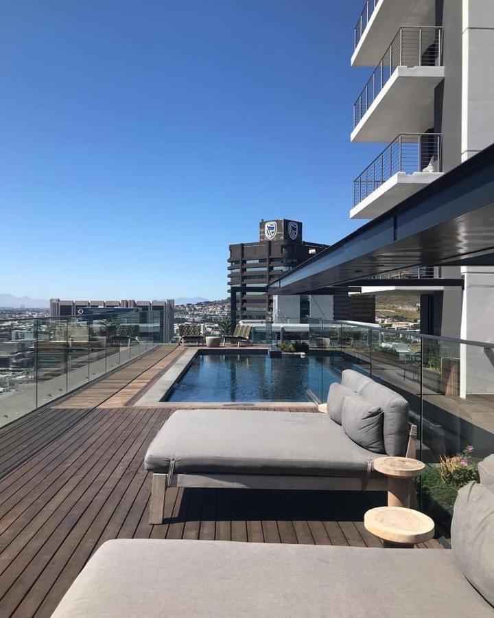 16 On Bree Luxury Studio Apartment With City Mountain Sea Views Cidade Do Cabo Exterior foto